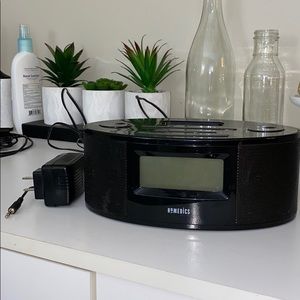 Radio alarm clock